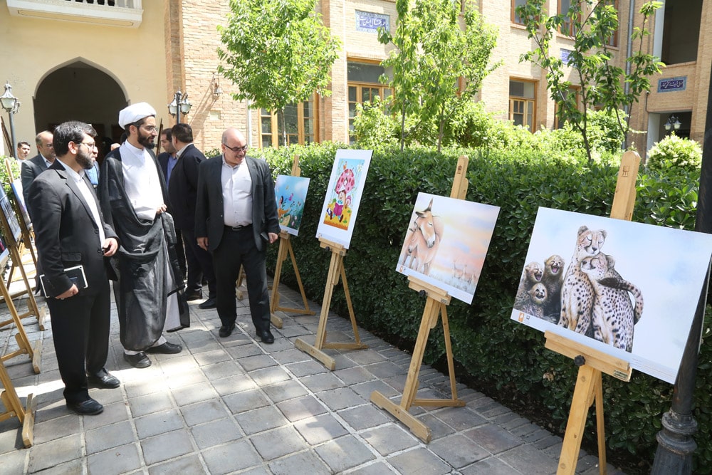 اختتامیه دوازدهمین دوره جشنواره ملی دوسالانه عکس و تصویرگری رشد