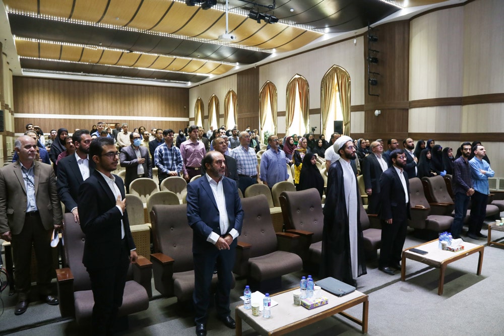 اختتامیه دوازدهمین دوره جشنواره ملی دوسالانه عکس و تصویرگری رشد