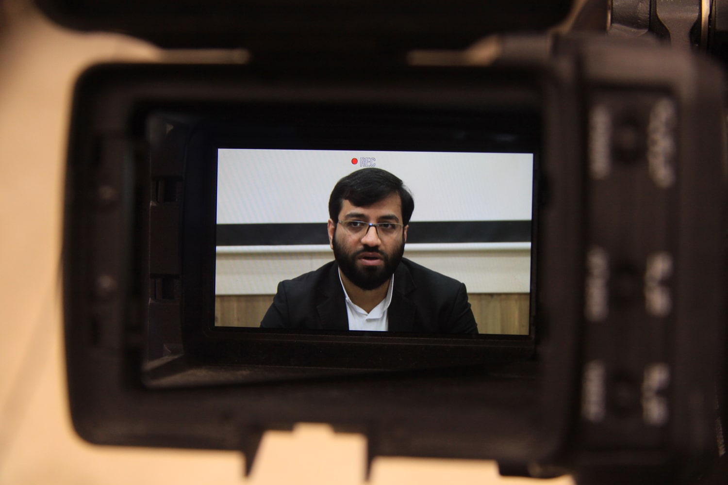 تقدیر از دست‌اندرکاران تولید ماهنامه‌های رشد در پایان دوره سال تحصیلی ۱۴۰۲-۱۴۰۱ در مدرسه دارالفنون