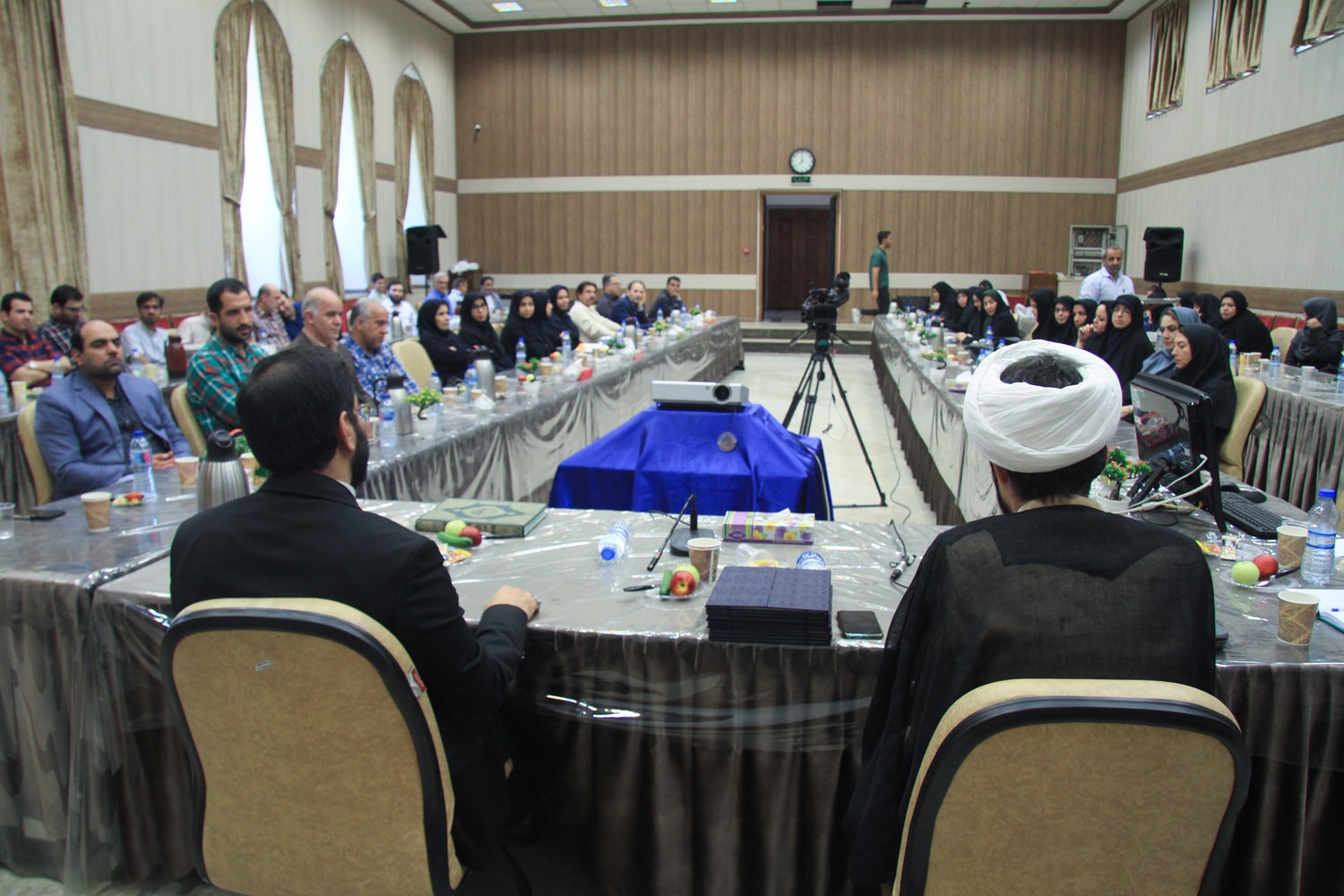 تقدیر از دست‌اندرکاران تولید ماهنامه‌های رشد در پایان دوره سال تحصیلی ۱۴۰۲-۱۴۰۱ در مدرسه دارالفنون