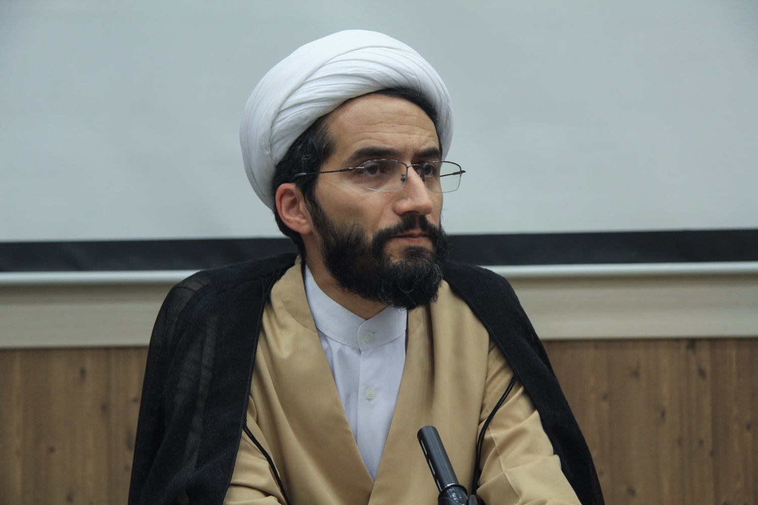 تقدیر از دست‌اندرکاران تولید ماهنامه‌های رشد در پایان دوره سال تحصیلی ۱۴۰۲-۱۴۰۱ در مدرسه دارالفنون