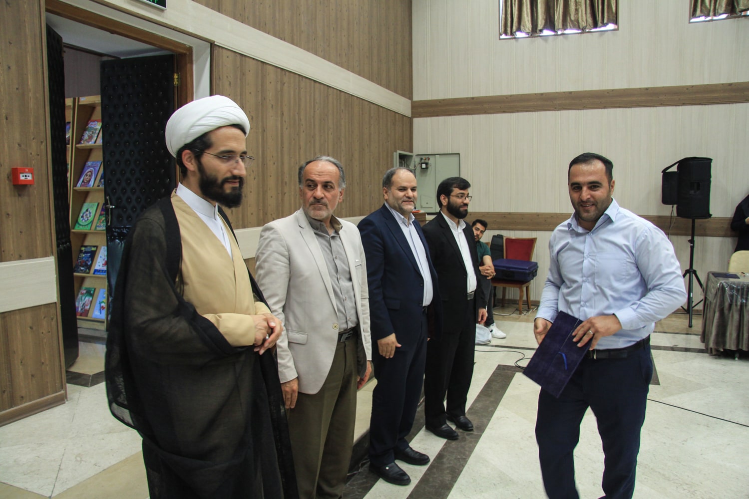 تقدیر از دست‌اندرکاران تولید ماهنامه‌های رشد در پایان دوره سال تحصیلی ۱۴۰۲-۱۴۰۱ در مدرسه دارالفنون