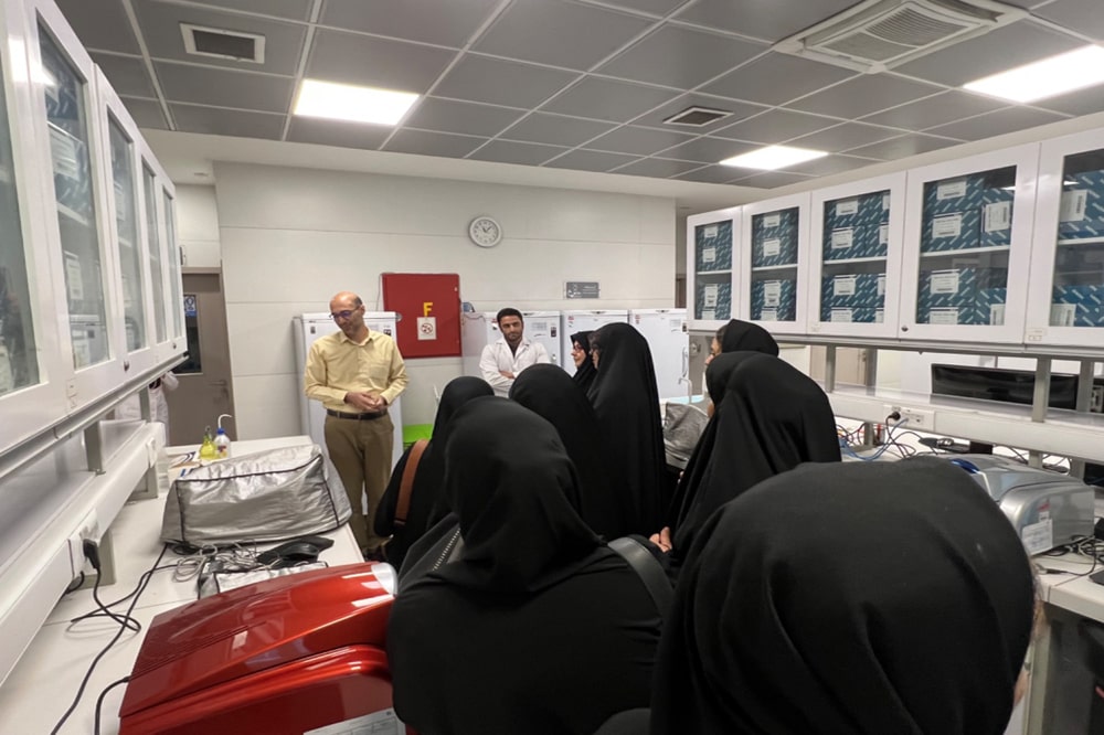 بازدید بانوان دفتر انتشارات و فناوری آموزشی از انستیتو پاستور ایران