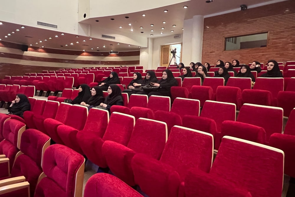 بازدید بانوان دفتر انتشارات و فناوری آموزشی از انستیتو پاستور ایران