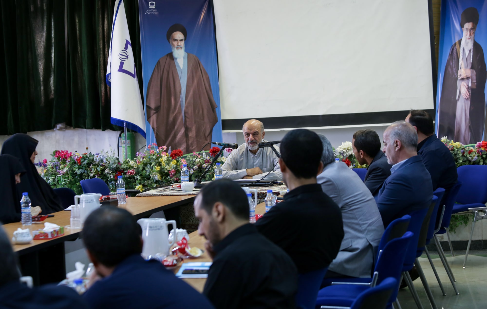 نشست اندیشه‌ورزی مسئله‌ورزی‌های یک نظام مسئله‌مند