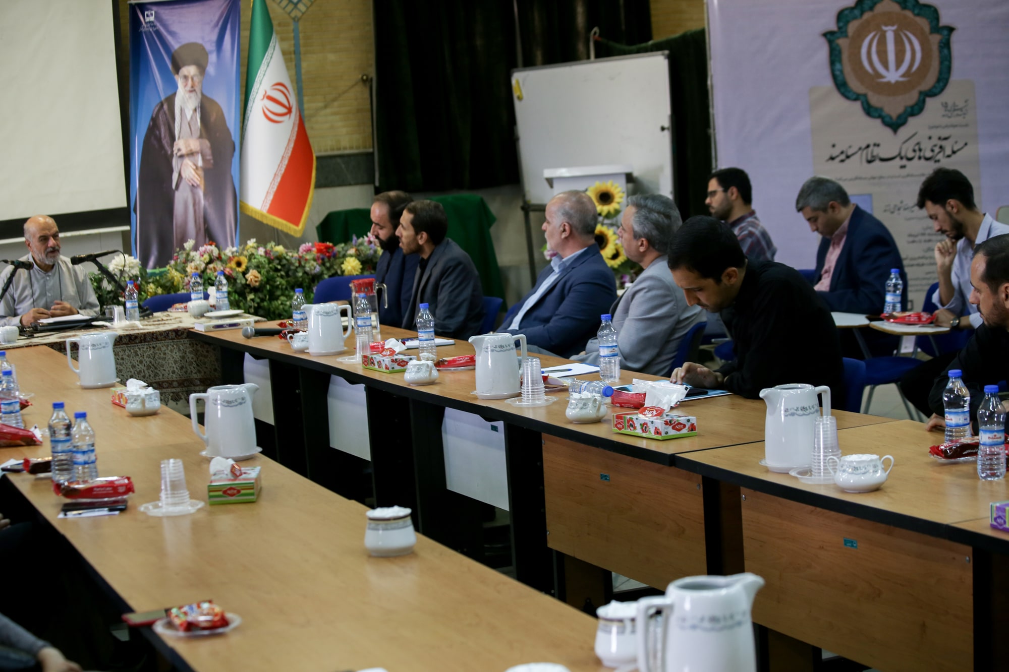 نشست اندیشه‌ورزی مسئله‌ورزی‌های یک نظام مسئله‌مند