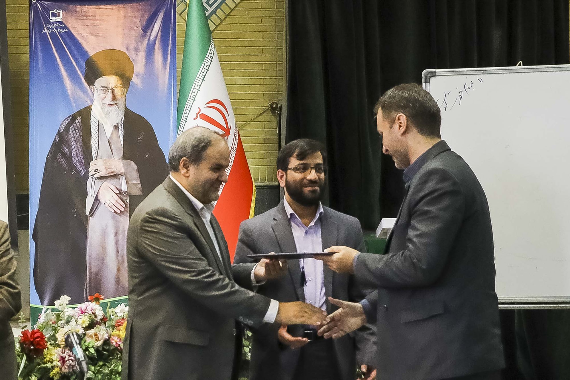 نشست آسیب شناسی جشنواره تولید محتوا