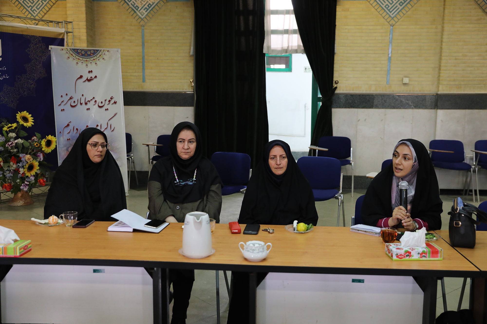 نشست آسیب شناسی جشنواره تولید محتوا