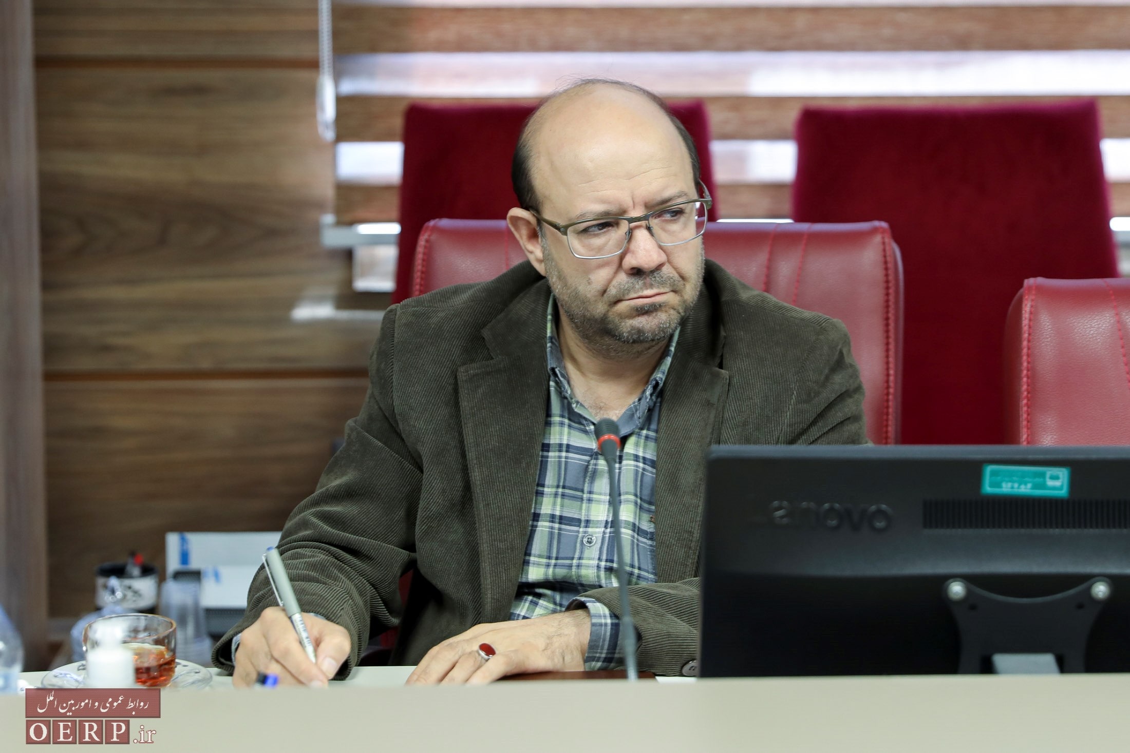 نشست بررسی سند بازطراحی شبکه رشد