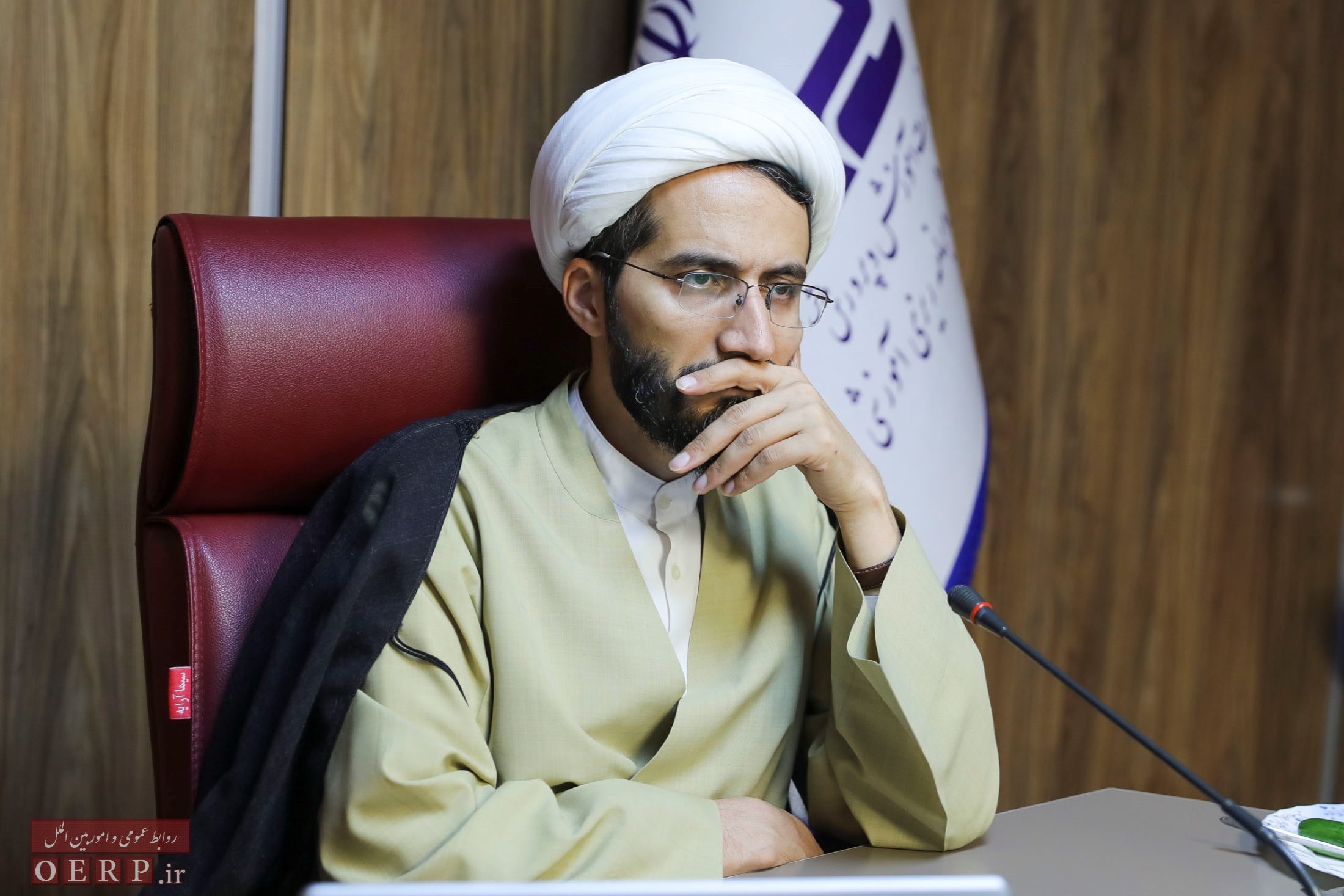 نشست بررسی سند بازطراحی شبکه رشد