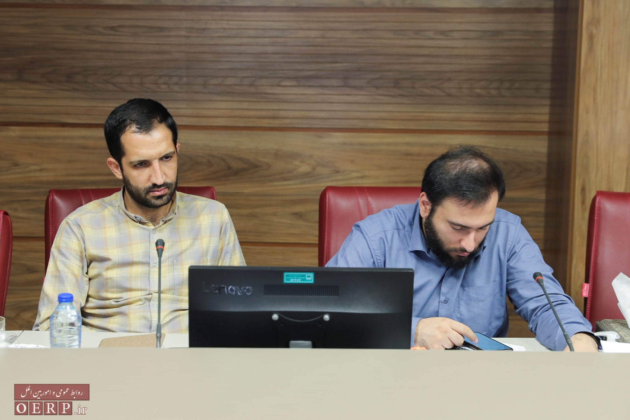 نشست بررسی سند بازطراحی شبکه رشد