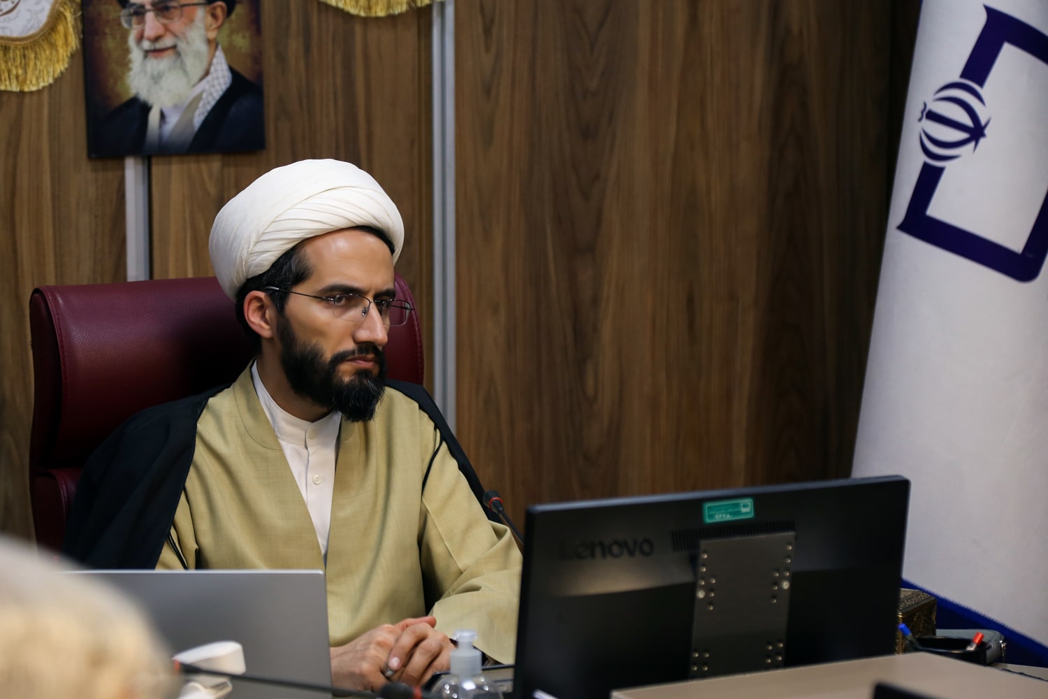 نشست هم‌اندیشی رئیس سازمان پژوهش و برنامه‌ریزی آموزشی با اعضای هیئت داوران و هیئت انتخاب پنجاه‌وسومین دوره جشنواره فیلم رشد