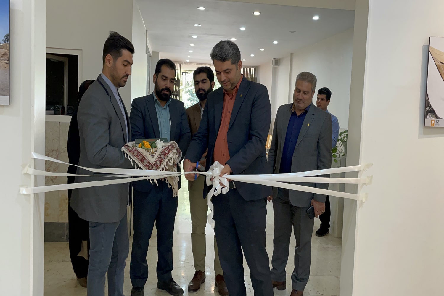 نمایشگاه عکس و تصویرگری رشد در کانون فرهنگی تربیتی سمیه