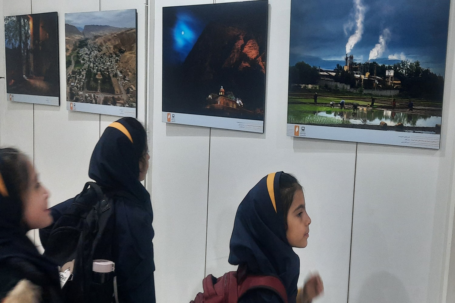 نمایشگاه عکس و تصویرگری رشد در کانون فرهنگی تربیتی سمیه