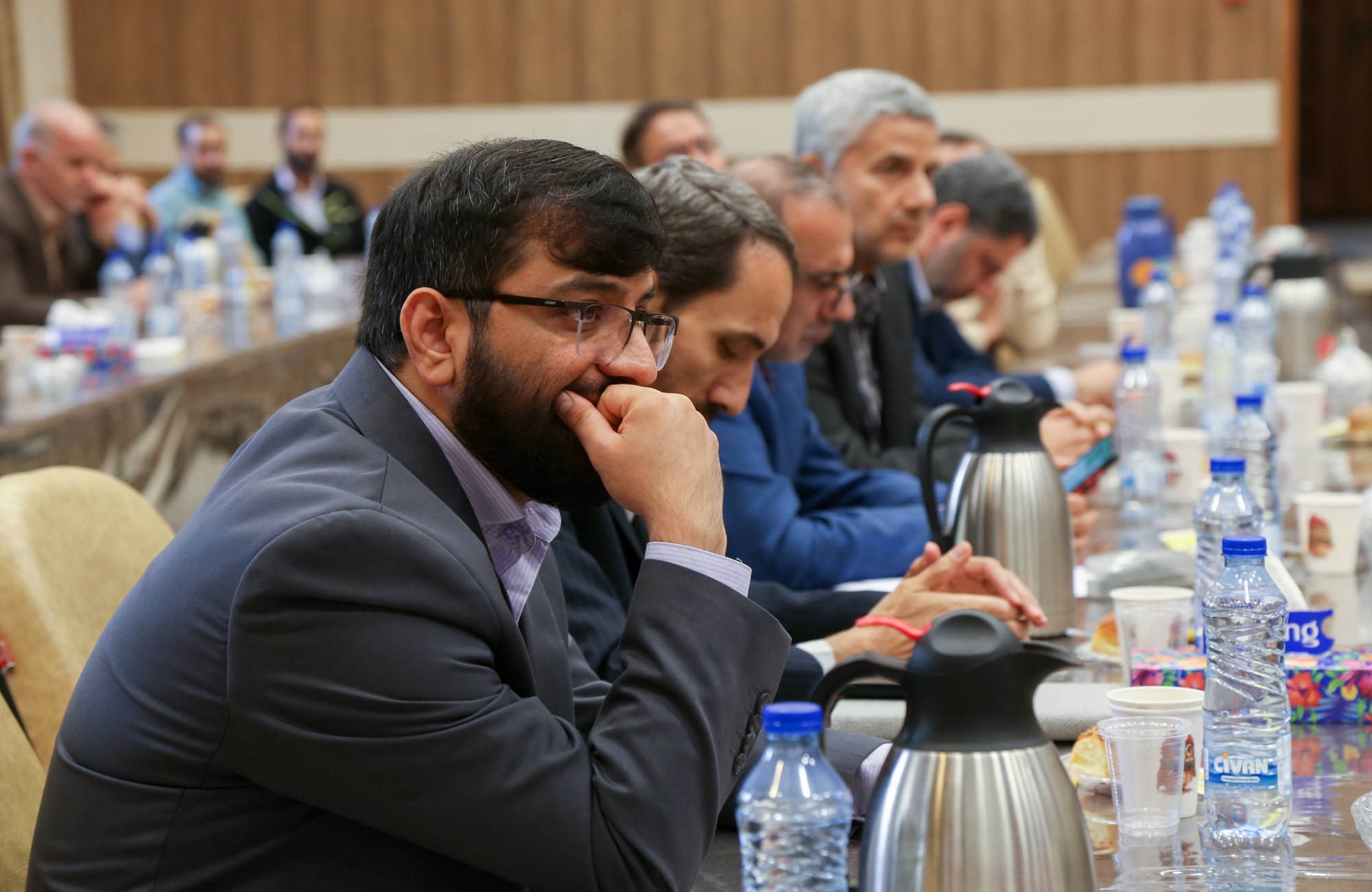 نشست نوجوانان و مسئله آسیب‌های اجتماعی