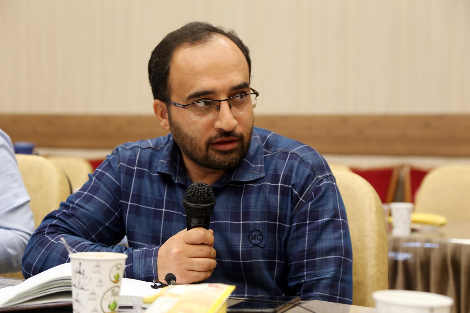 نشست نوجوانان و مسئله آسیب‌های اجتماعی