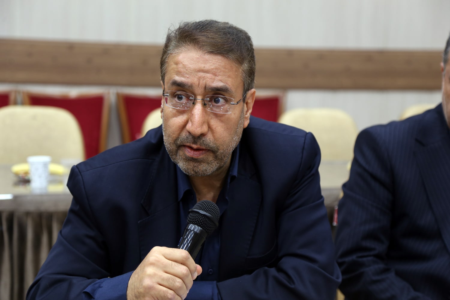 نشست نوجوانان و مسئله آسیب‌های اجتماعی