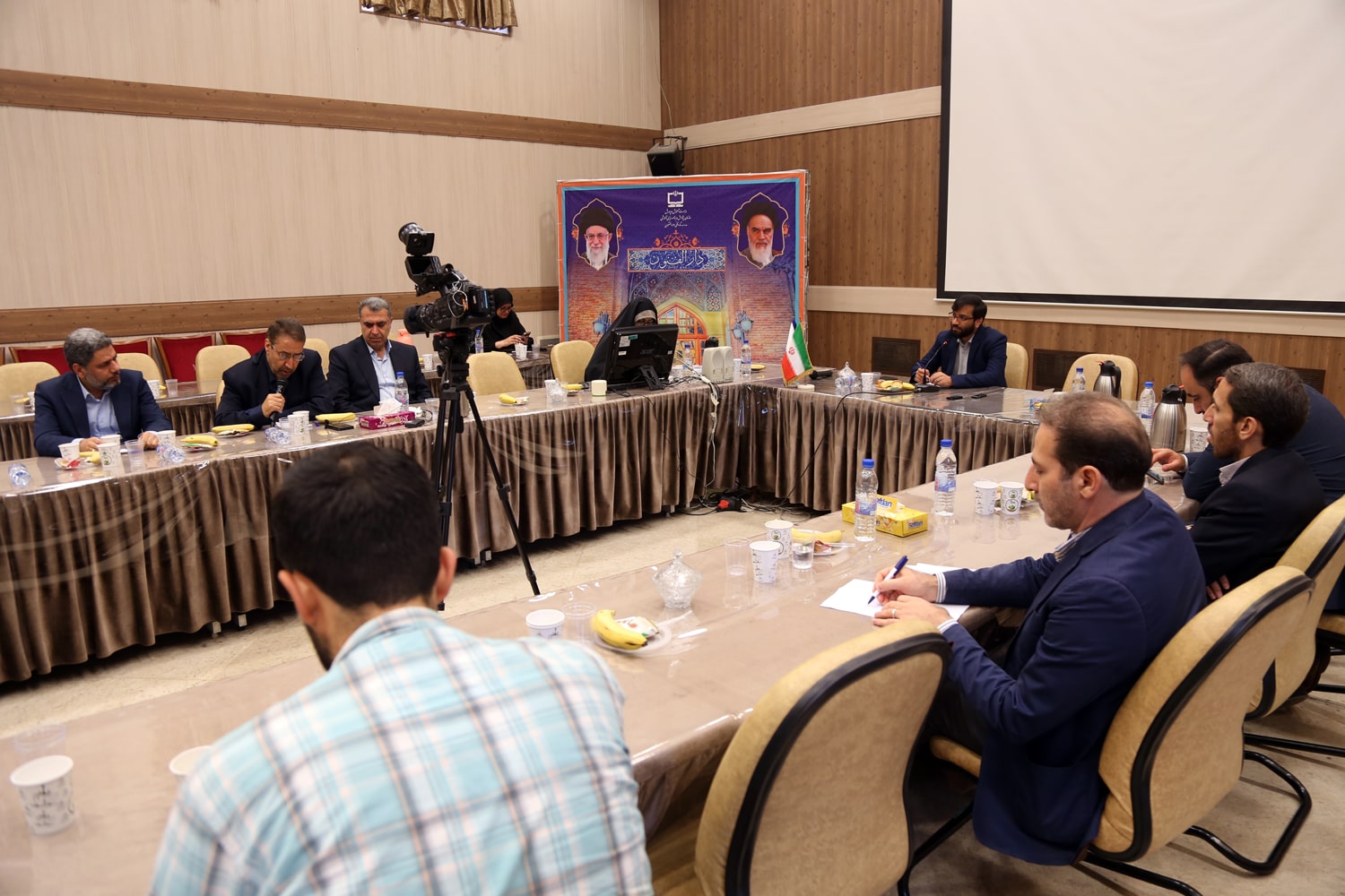 نشست نوجوانان و مسئله آسیب‌های اجتماعی