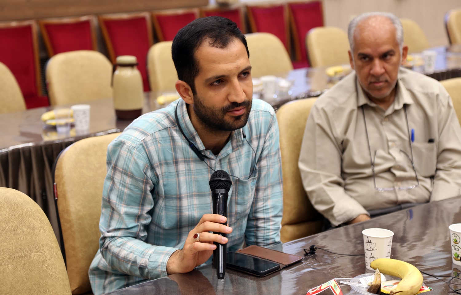 نشست نوجوانان و مسئله آسیب‌های اجتماعی