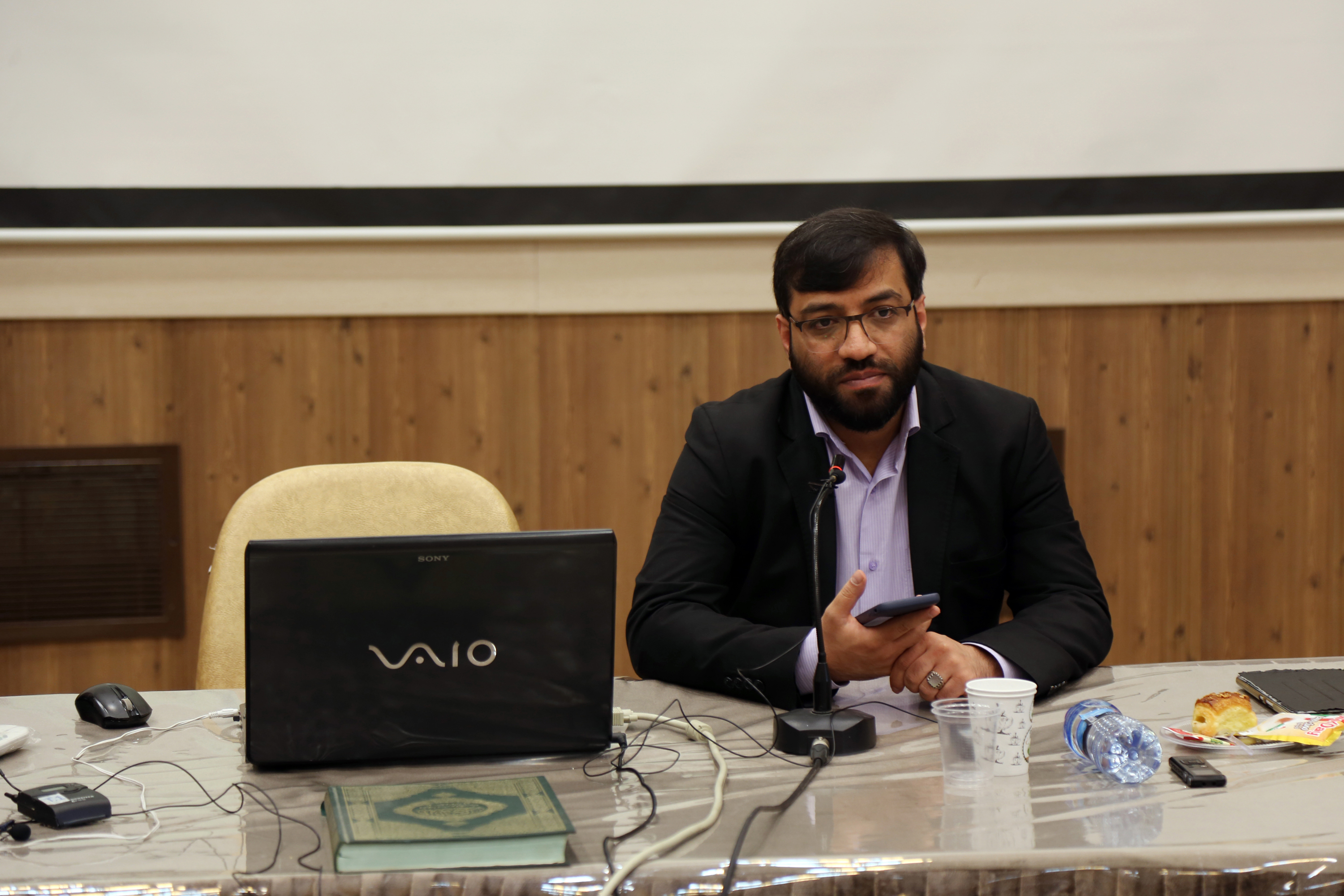 نشست کنش‌گری با رسانه‌‌های آموزشی در مواجهه با کی‌پاپ، انیمه و تیک‌تاک