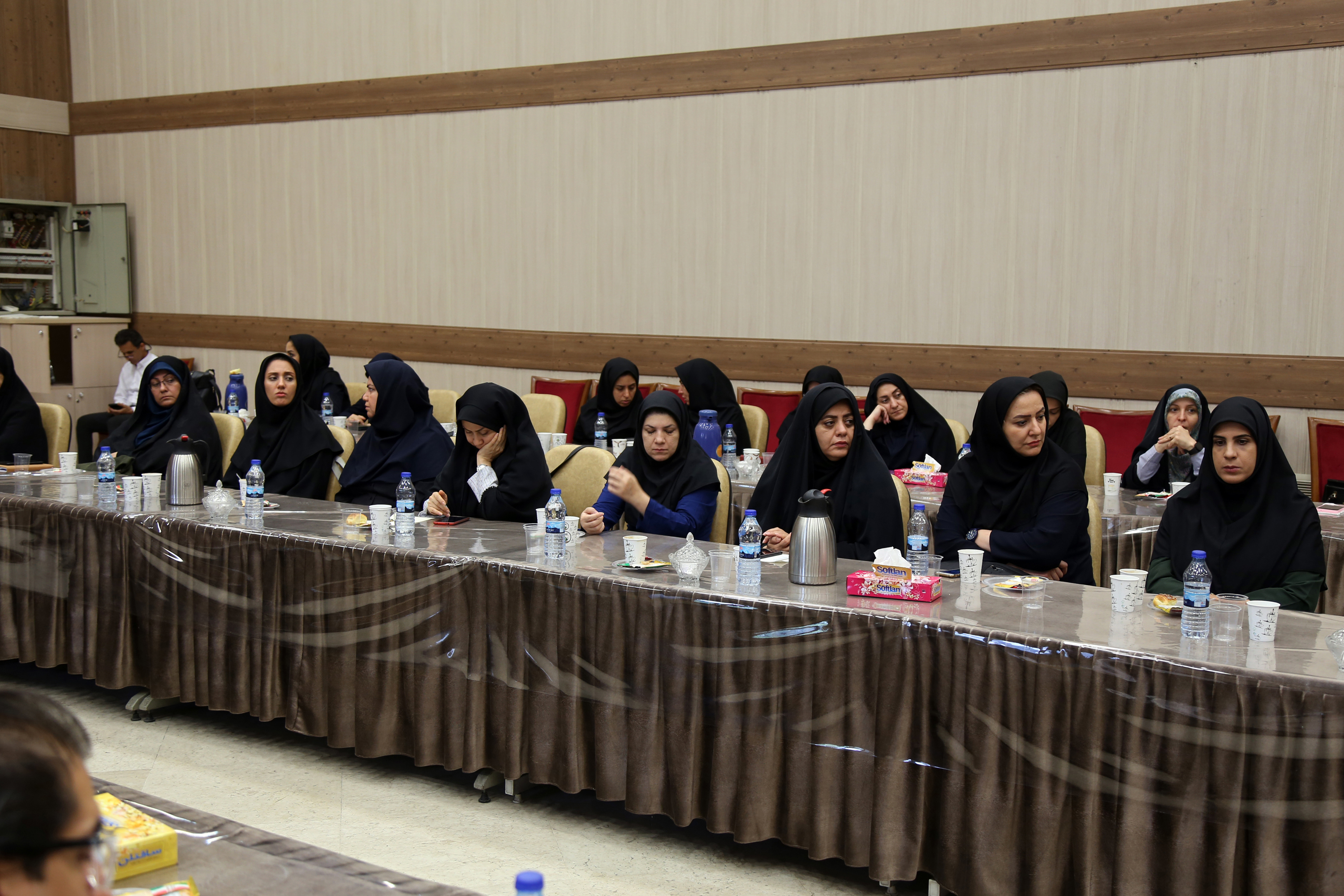 نشست کنش‌گری با رسانه‌‌های آموزشی در مواجهه با کی‌پاپ، انیمه و تیک‌تاک