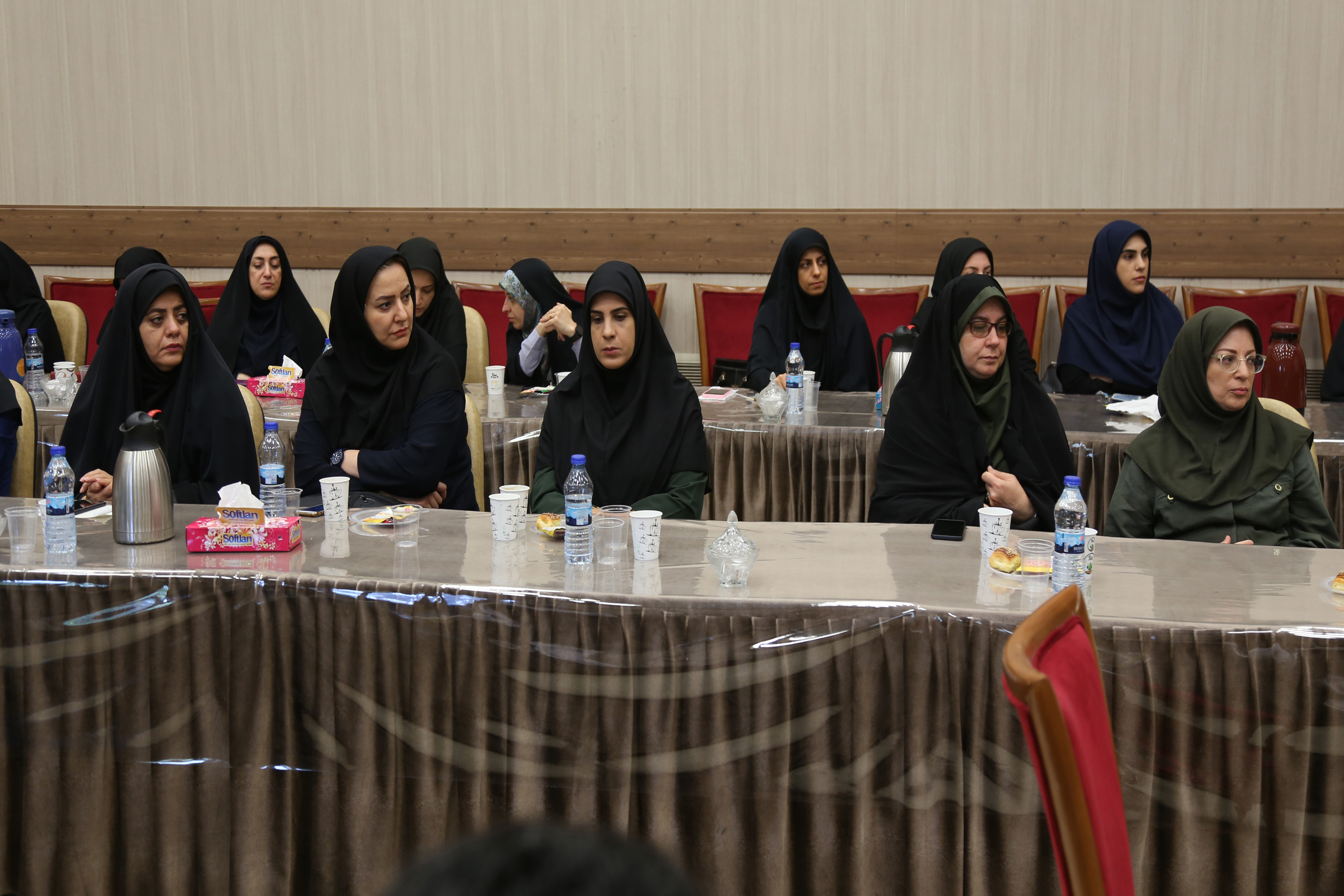 نشست کنش‌گری با رسانه‌‌های آموزشی در مواجهه با کی‌پاپ، انیمه و تیک‌تاک