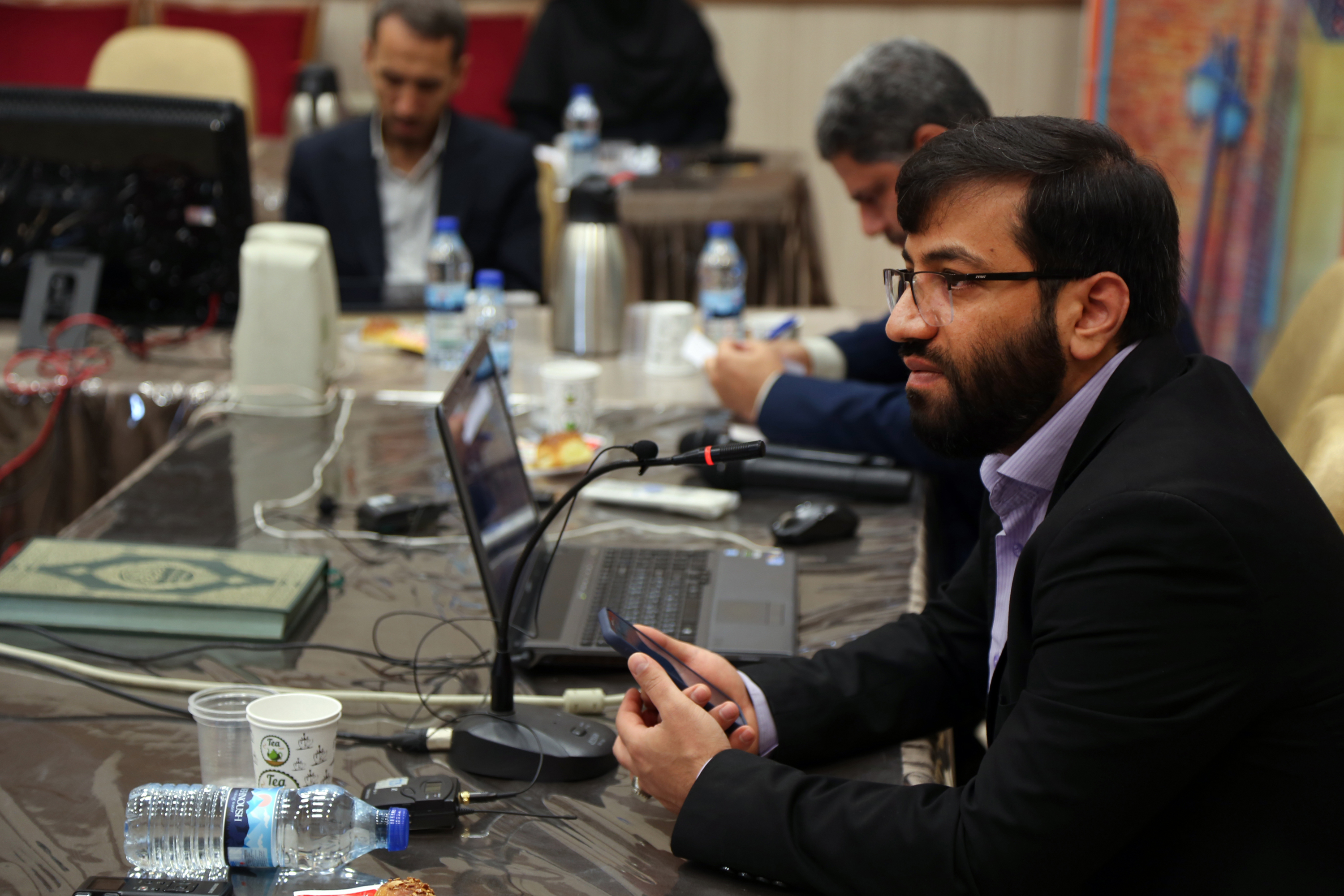 نشست کنش‌گری با رسانه‌‌های آموزشی در مواجهه با کی‌پاپ، انیمه و تیک‌تاک