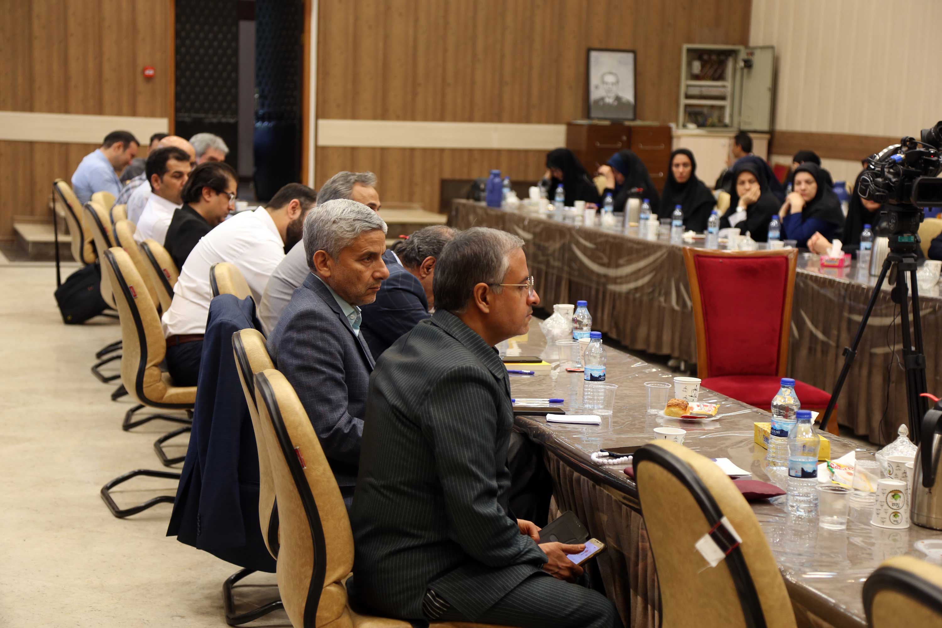 نشست کنش‌گری با رسانه‌‌های آموزشی در مواجهه با کی‌پاپ، انیمه و تیک‌تاک