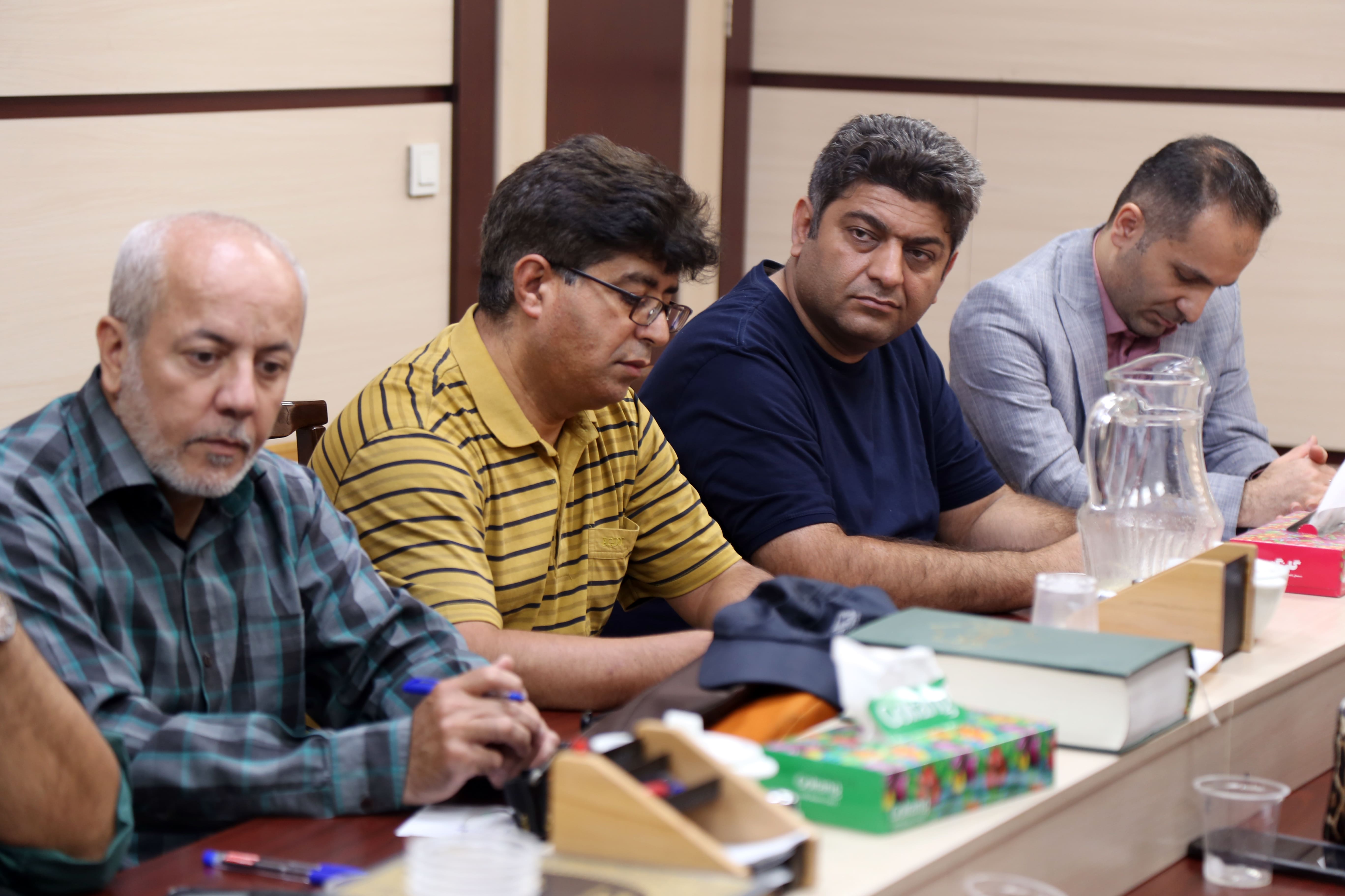 نشست بازخوانی تجربه‌‌های دوازدهمین دوره جشنواره ملی عکس و تصویرگری رشد