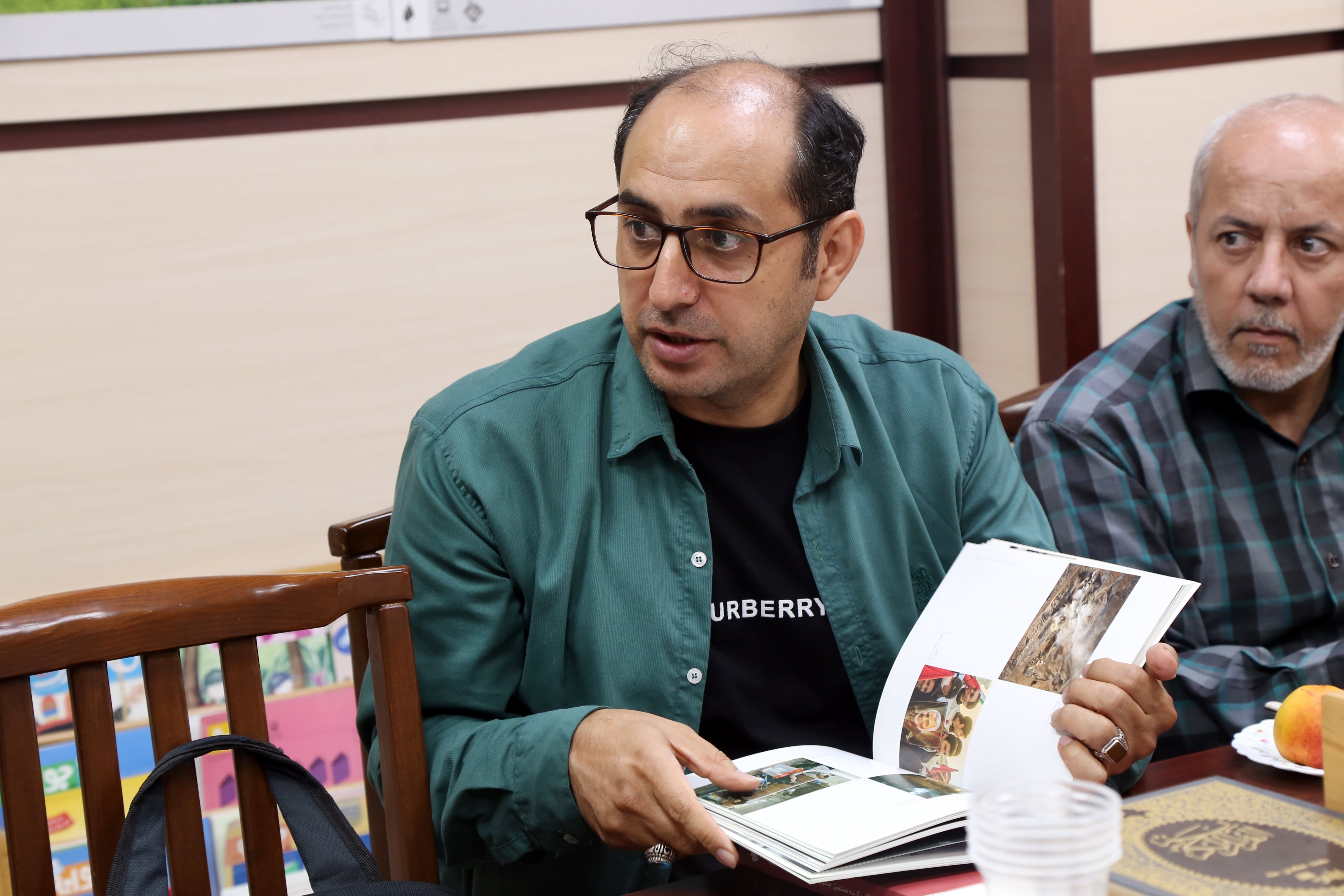 نشست بازخوانی تجربه‌‌های دوازدهمین دوره جشنواره ملی عکس و تصویرگری رشد