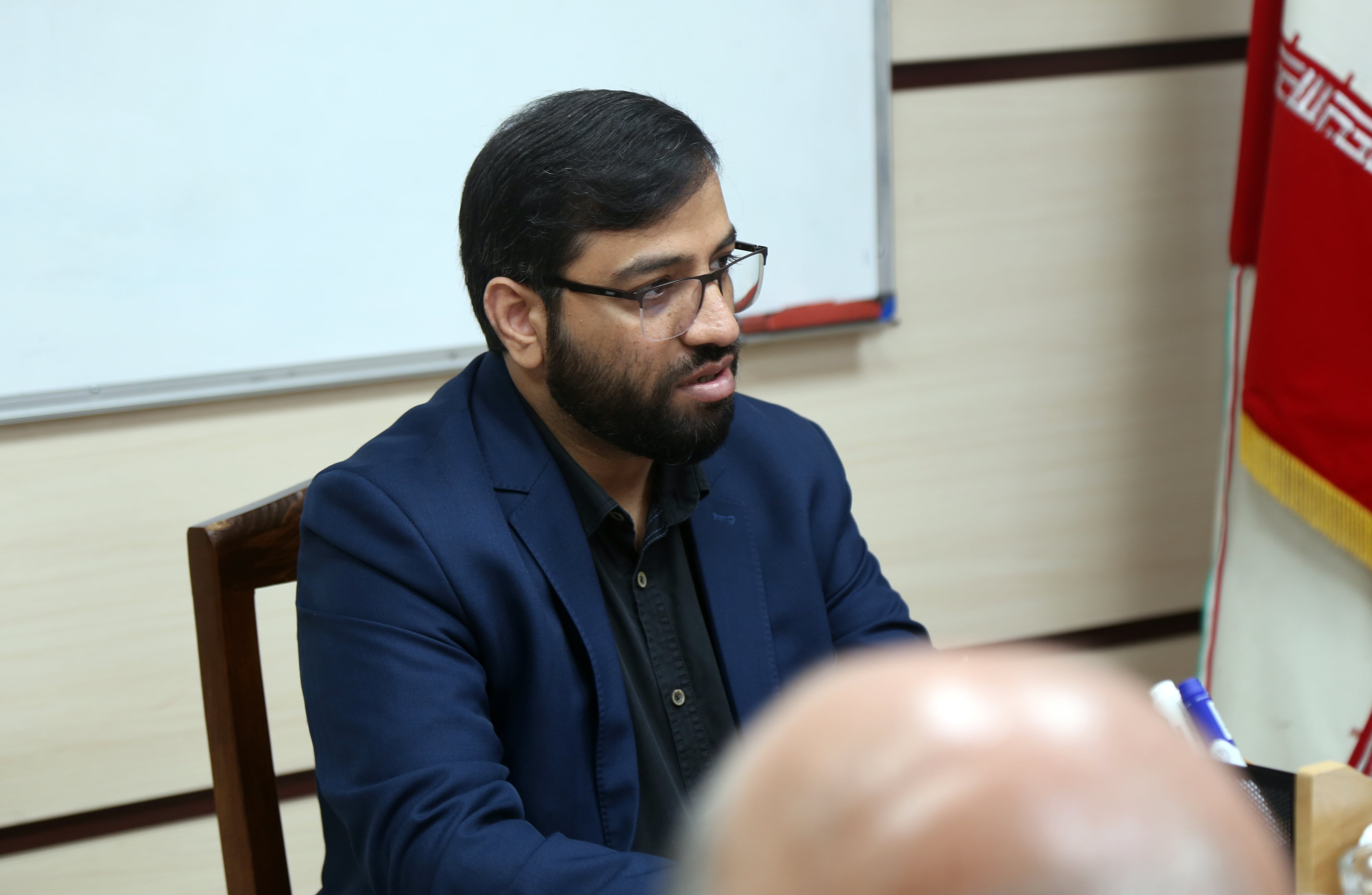 نشست بازخوانی تجربه‌‌های دوازدهمین دوره جشنواره ملی عکس و تصویرگری رشد