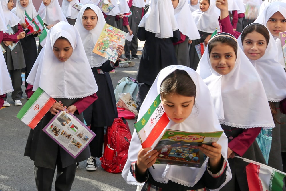 بازدید از مدرسه نراقی