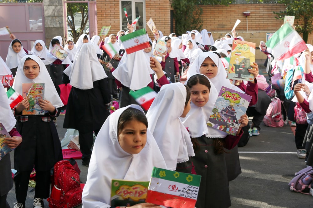 بازدید از مدرسه نراقی