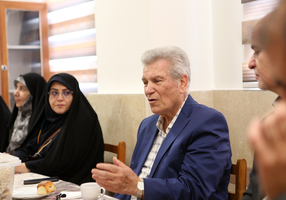 بازدید از مدرسه نراقی