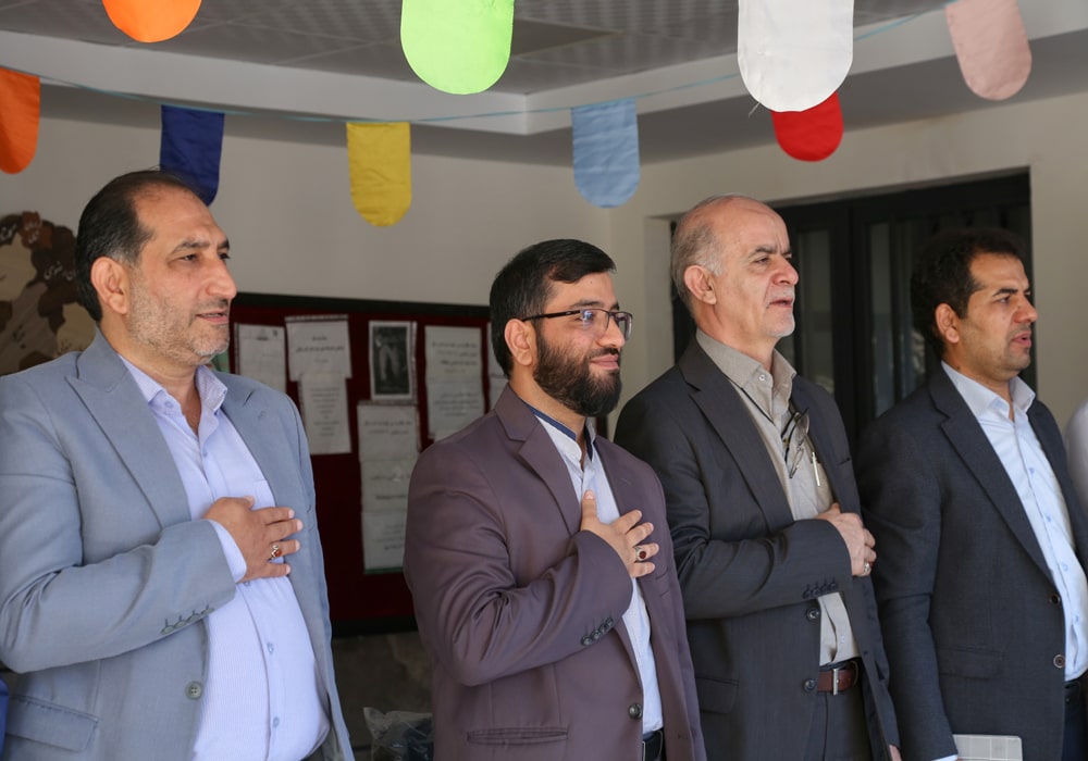 بازدید از مدرسه نراقی