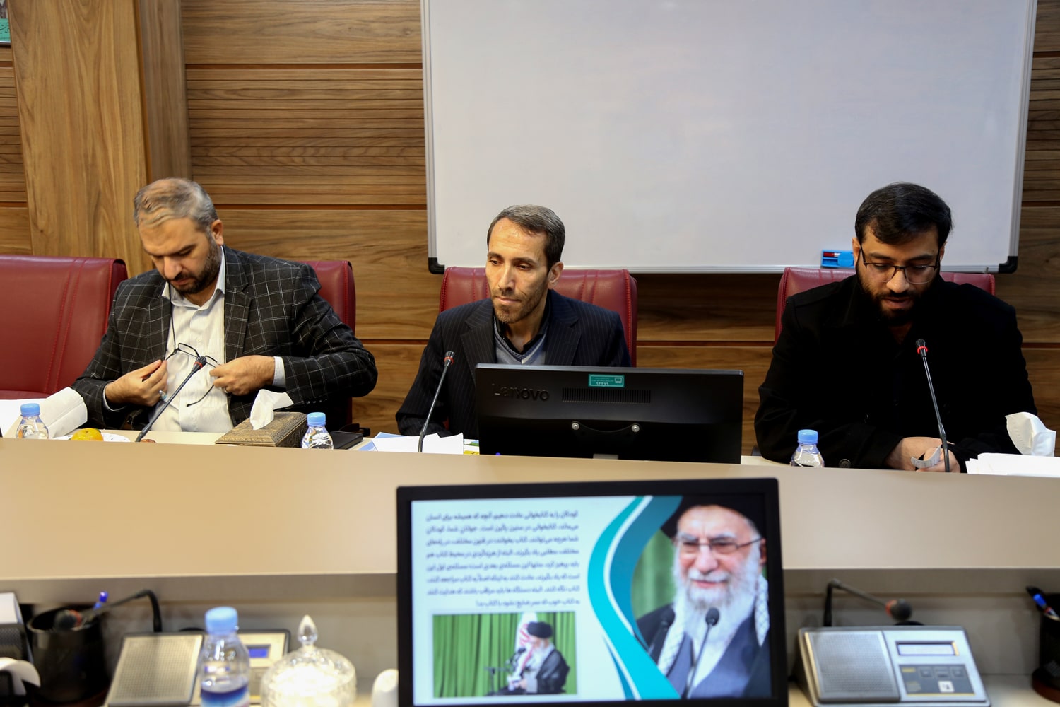 شورای سیاست‌گذاری بیست‌ودومین دوره جشنواره ملی کتاب رشد