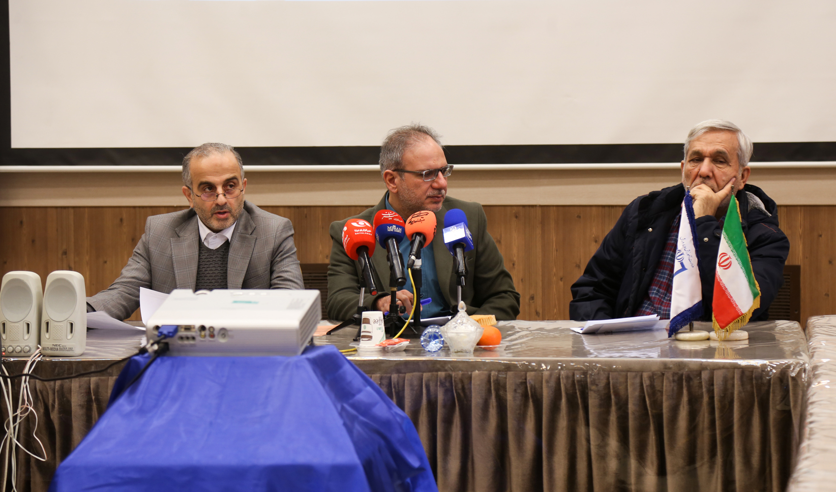 نشست خبری پنجاه‌وچهارمین دوره جشنواره بین‌المللی فیلم‌ رشد