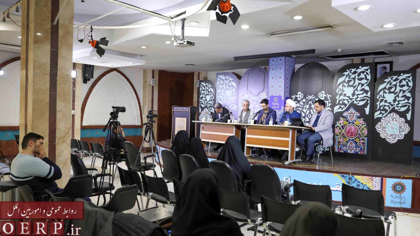 نشست انجمن‌های کتاب کودک و نوجوان؛ هم‌گرایی، ظرفیت‌ها و فرصت‌