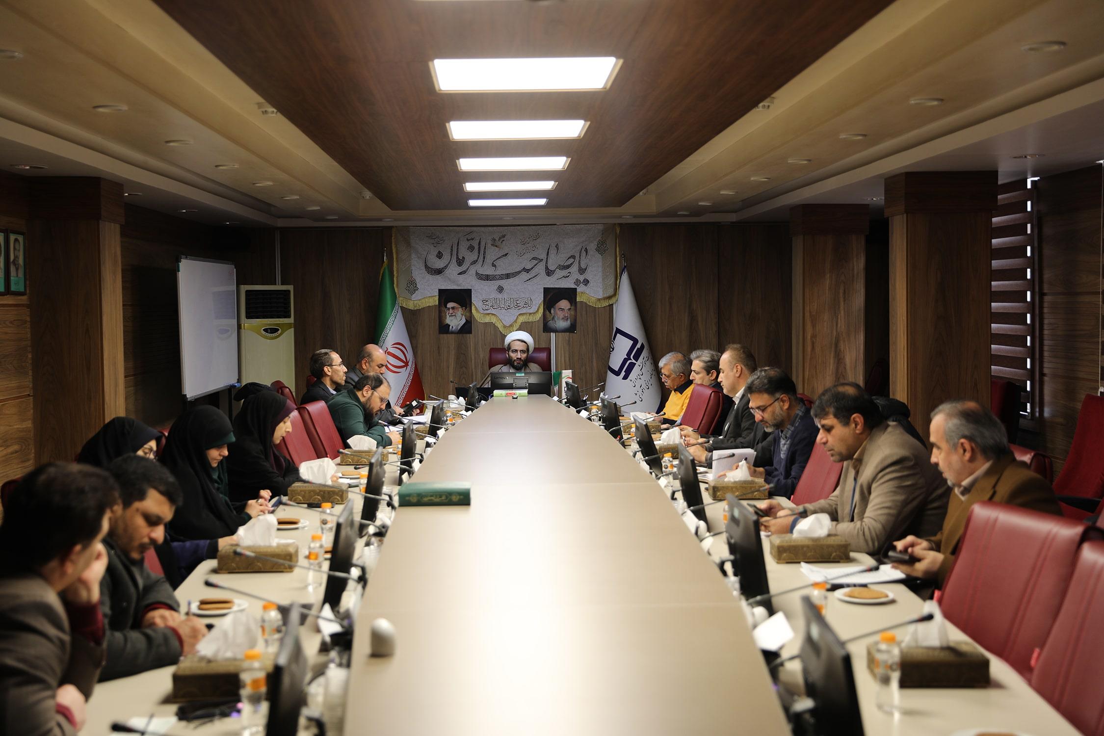 نشست شورای سیاستگذاری بیست و سومین دوره جشنواره کتاب رشد