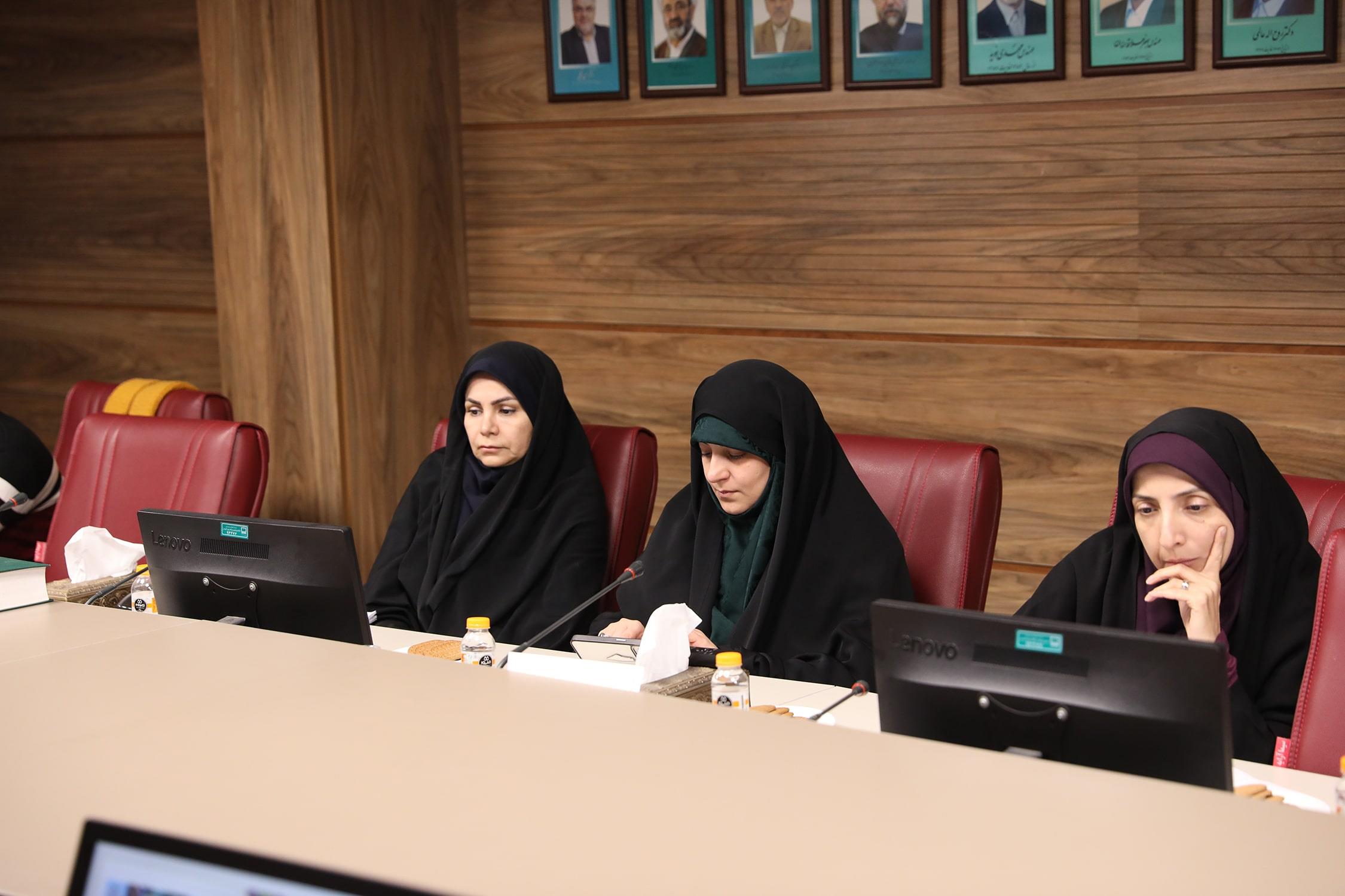 نشست شورای سیاستگذاری بیست و سومین دوره جشنواره کتاب رشد