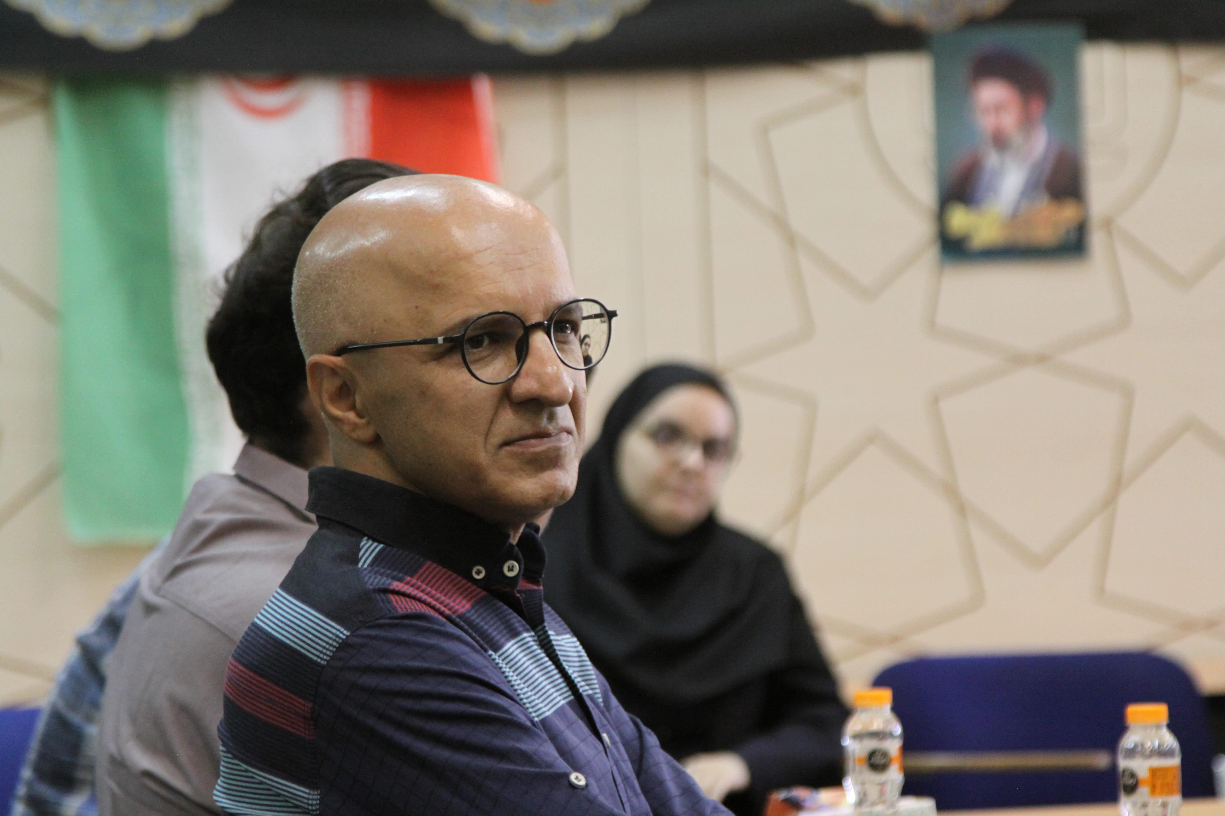 نشست مدیرکل دفتر انتشارات و فناوری آموزشی با همکاران معاونت مجلات رشد