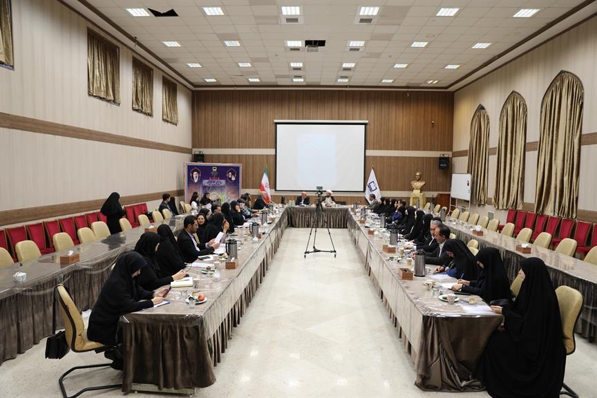 بیست‌وسومین نشست معاونان و نمایندگان مجلات رشد شهر تهران در مدرسه تاریخی دارالفنون؛ ۲۷ مرداد ۱۴۰۵