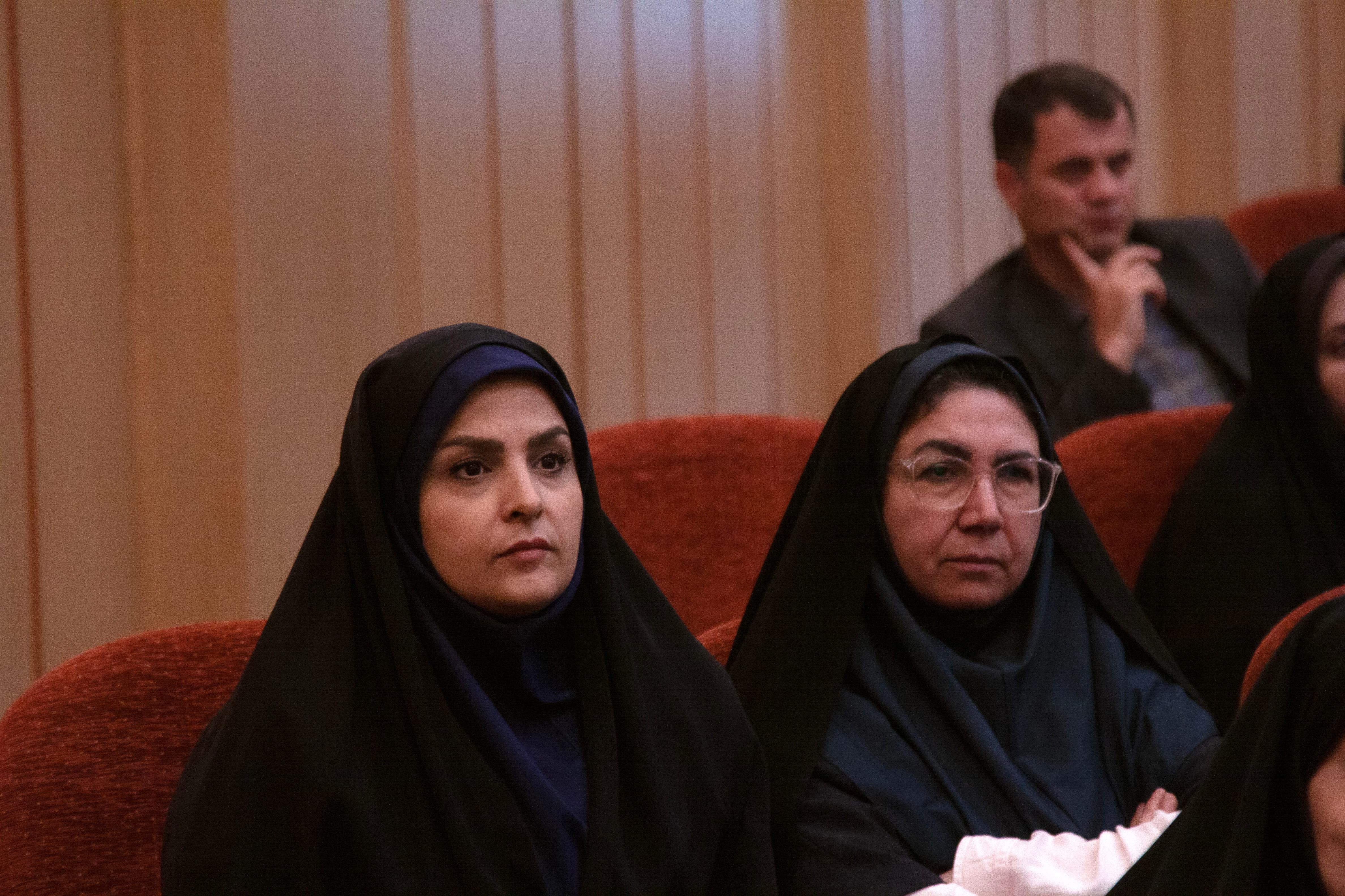 بیست‌وسومین نشست معاونان آموزش ابتدایی و نمایندگان مجلات رشد شهرستان‌های استان تهران در شرکت افست؛ ۱ شهریور ۱۴۰۵